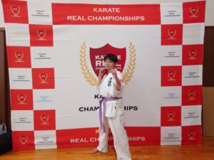 R7.2/23 牧山道場様主催の 第5回リアルチャンピオンシップ選抜奈良大会に 参戦させて頂きました 当道場からは2名エントリー 初級中学1年男子 高田渓人＝欠場 選抜小学4年男子32kg以上 岡田悠生＝初戦敗退 本大会を主催してくださった牧山道場牧山代表及びスタッフ関係者の方々 有難う御座いました また出場された各団体代表スタッフ及び選手の方々 お疲れ様でした 新しいホームページ https://shudoujuku.com/ #リアルチャンピオンシップ #奈良大会 #牧山道場 #奈良公園 #湖南市 #フルコン #空手 #秀憧塾 #格闘技 #K-1 #グローブ空手 #護身術 #道場生募集中 #キッズ #ジュニア #見学 #体験 #キックボクシング #栗東市 #空手女子 #キック女子 #継続しか力にならない #護身術 #少年部 #甲賀市