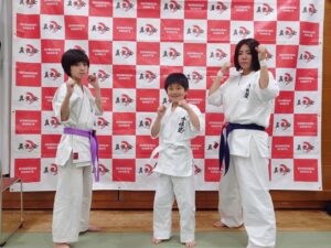 R7.3/30 ニューヒーローカップ チャレンジクラス 小学2年男子無差別 寺嶌 理生＝準優勝? 中級クラス 小学5年男子37kg未満 黒木 天＝初戦敗退 Bクラス 一般女子無差別 岡田 麻衣＝決勝戦敗退